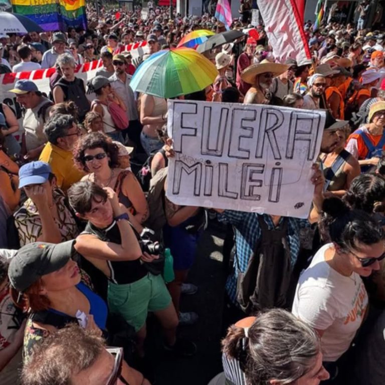 photo_5258352061794349288_y